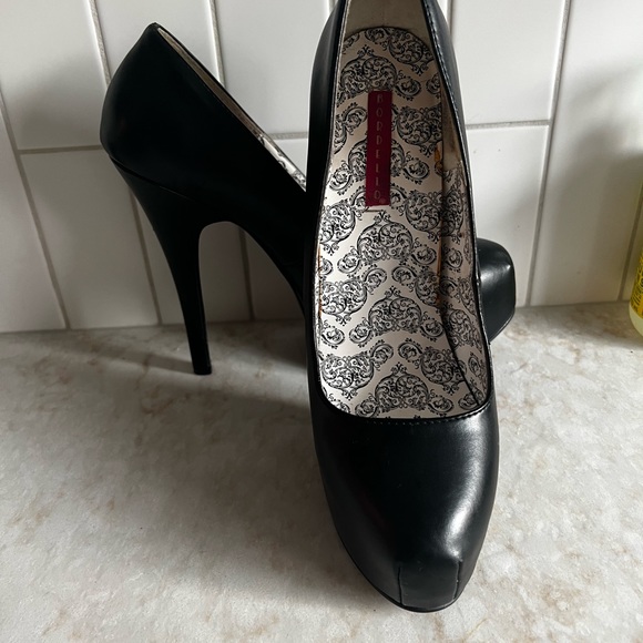 Bordello black heels size 9 - Picture 5 of 5